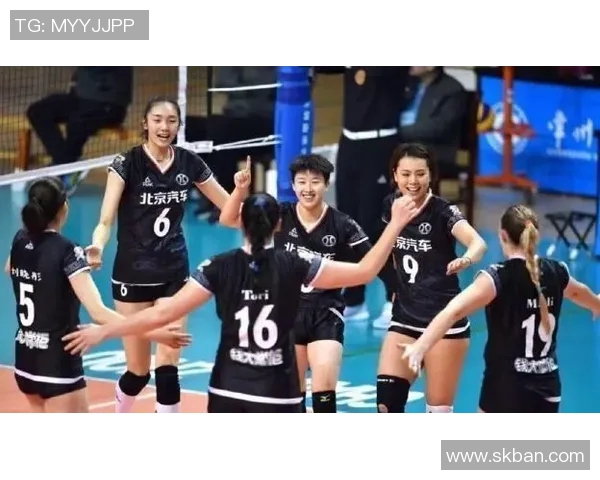 杭州排球队以65分领跑冠军赛积分榜展现强劲实力和夺冠希望