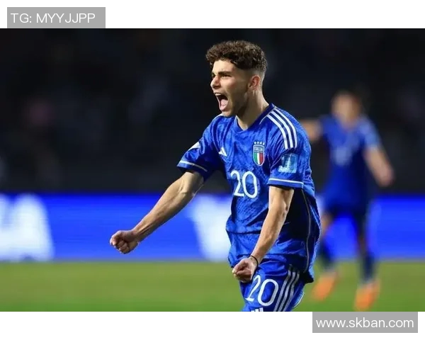 意大利足球明星排行榜揭晓谁将成为欢乐之星引发热议 意大利足球明星排行榜揭晓谁将成为欢乐之星引发热议